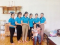 TRƯỜNG MN TÂN THÀNH TỔ CHỨC THĂM HỎI GIA ĐÌNH CÓ CON MẮC BỆNH HIỂM NGHÈO